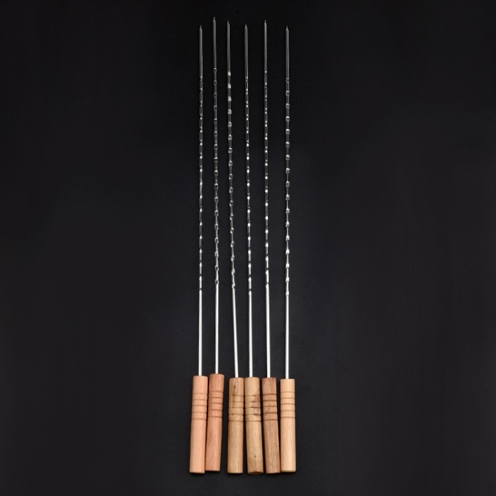 BBQ  skewer with wood handle